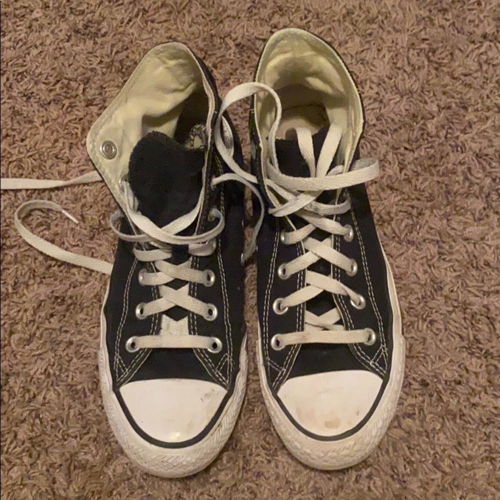 I have two pair of black converse I’m selling the